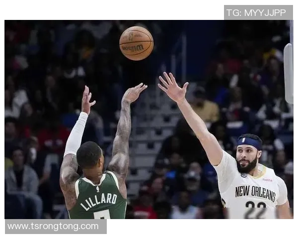 热身赛精彩对决鹈鹕与雄鹿争锋相对展现球队实力与战术布局 热身赛精彩对决鹈鹕与雄鹿争锋相对展现球队实力与战术布局